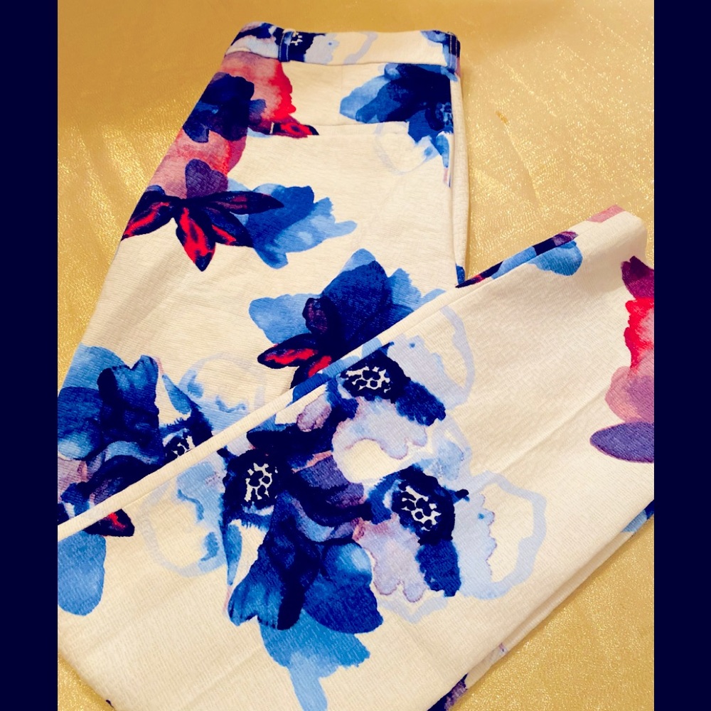 NWOT Banana Republic Floral Textured Pants💜🤍💙